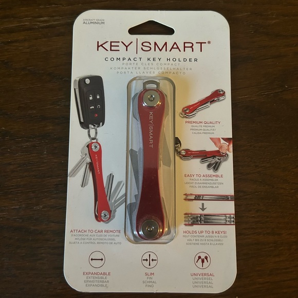 🔑 Key Smart, Compact Key Holder - Picture 2 of 3